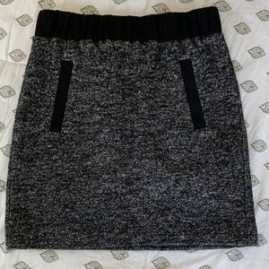 LOFT Petites Charcoal and Black Textured Mini Skirt
